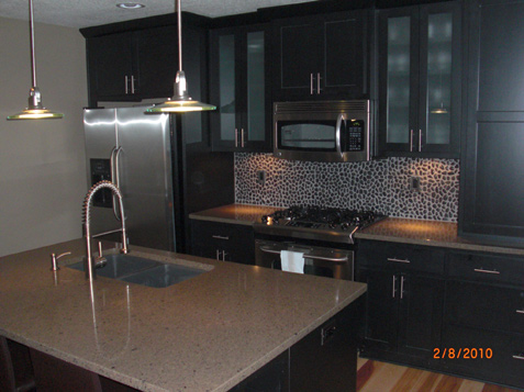 Custom Kitchen Cabinets - Contemporary Theme